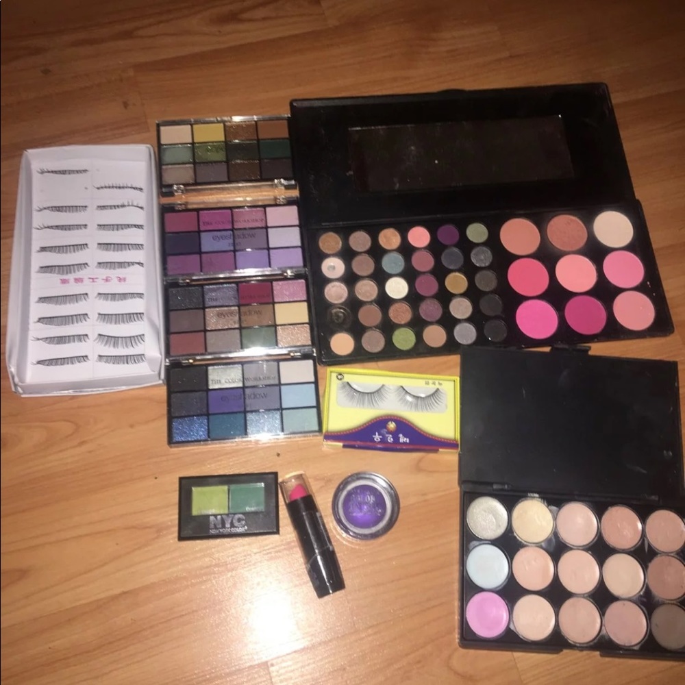 Makeup lot